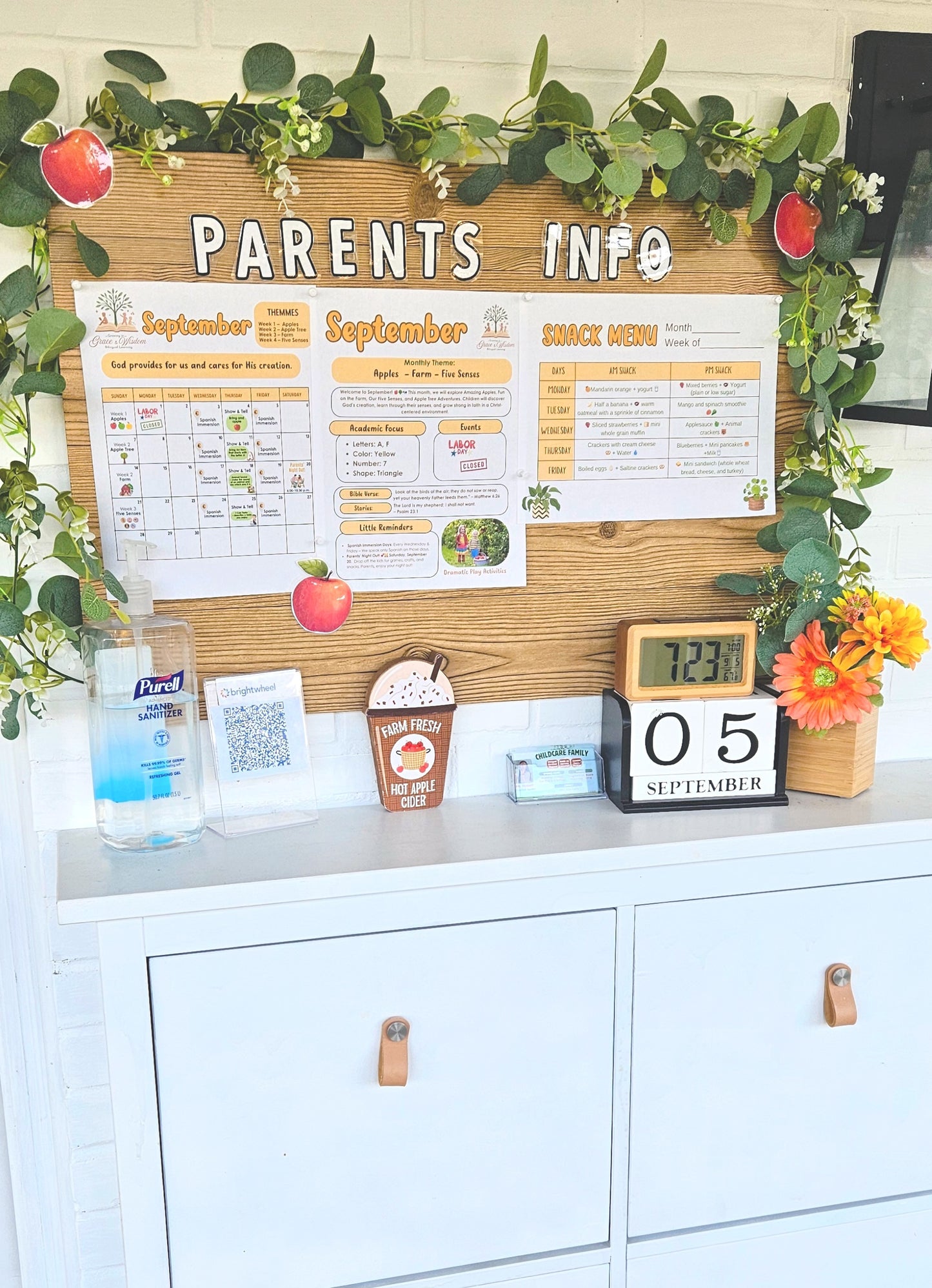 Editable September Calendar & Monthly Newsletter | English & Spanish | Digital Download