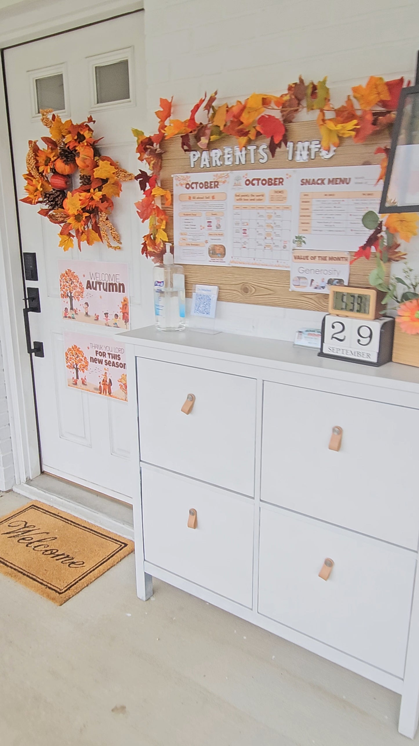 Poster de otoño/Tamaño 17x11" Bilingüe Inglés- Español. Para decoración-Puerta.