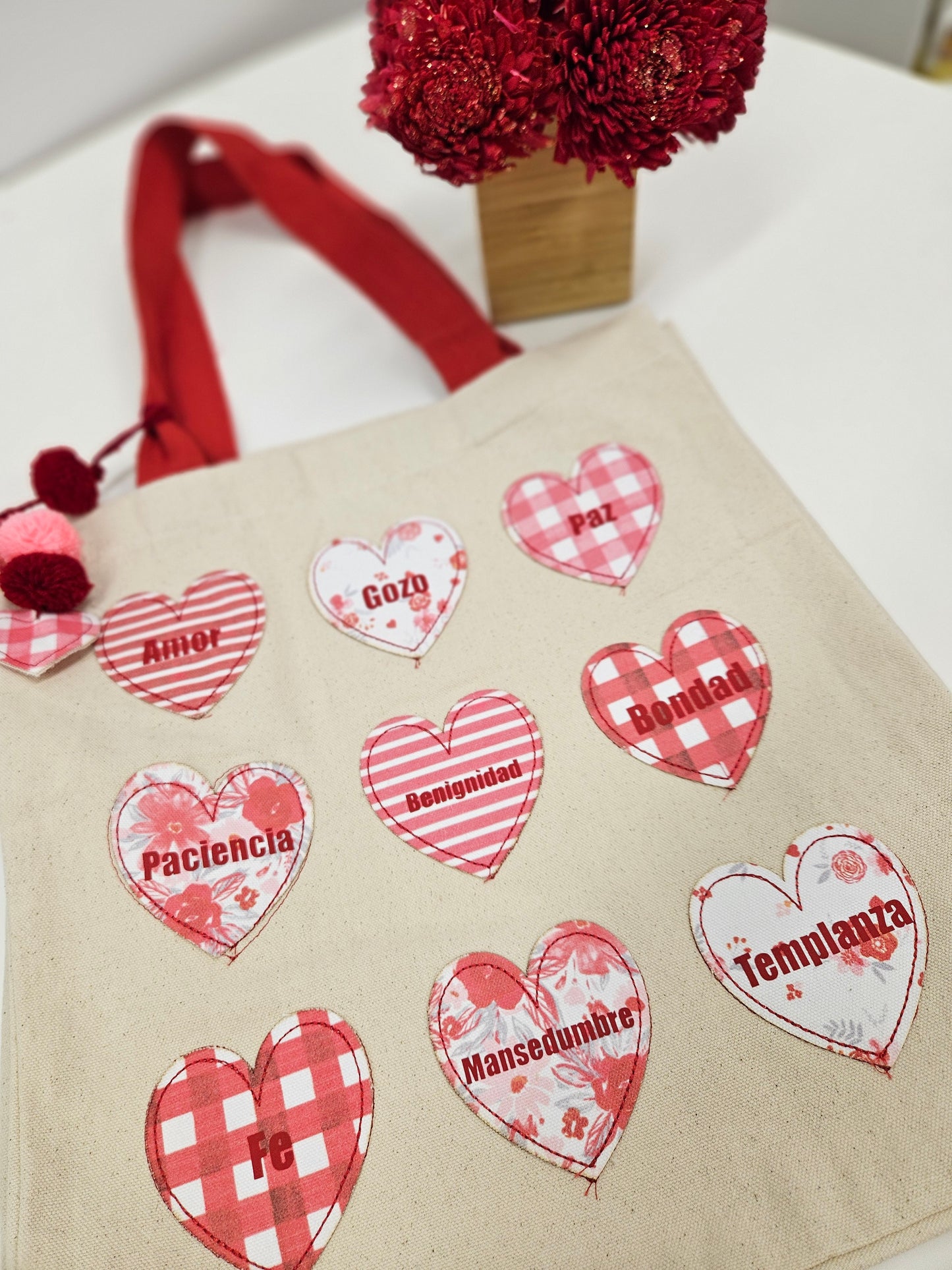 Tote bag de corazones "fruto del Espíritu"