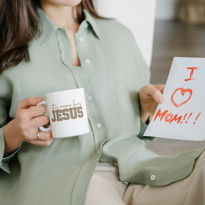 Taza "This mama Loves Jesus" MUG
