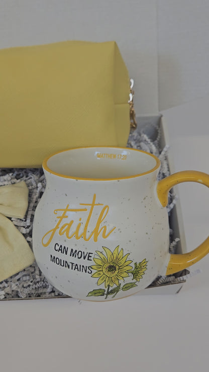 Giftbox 3 artículos "Taza+bolsa+lazo