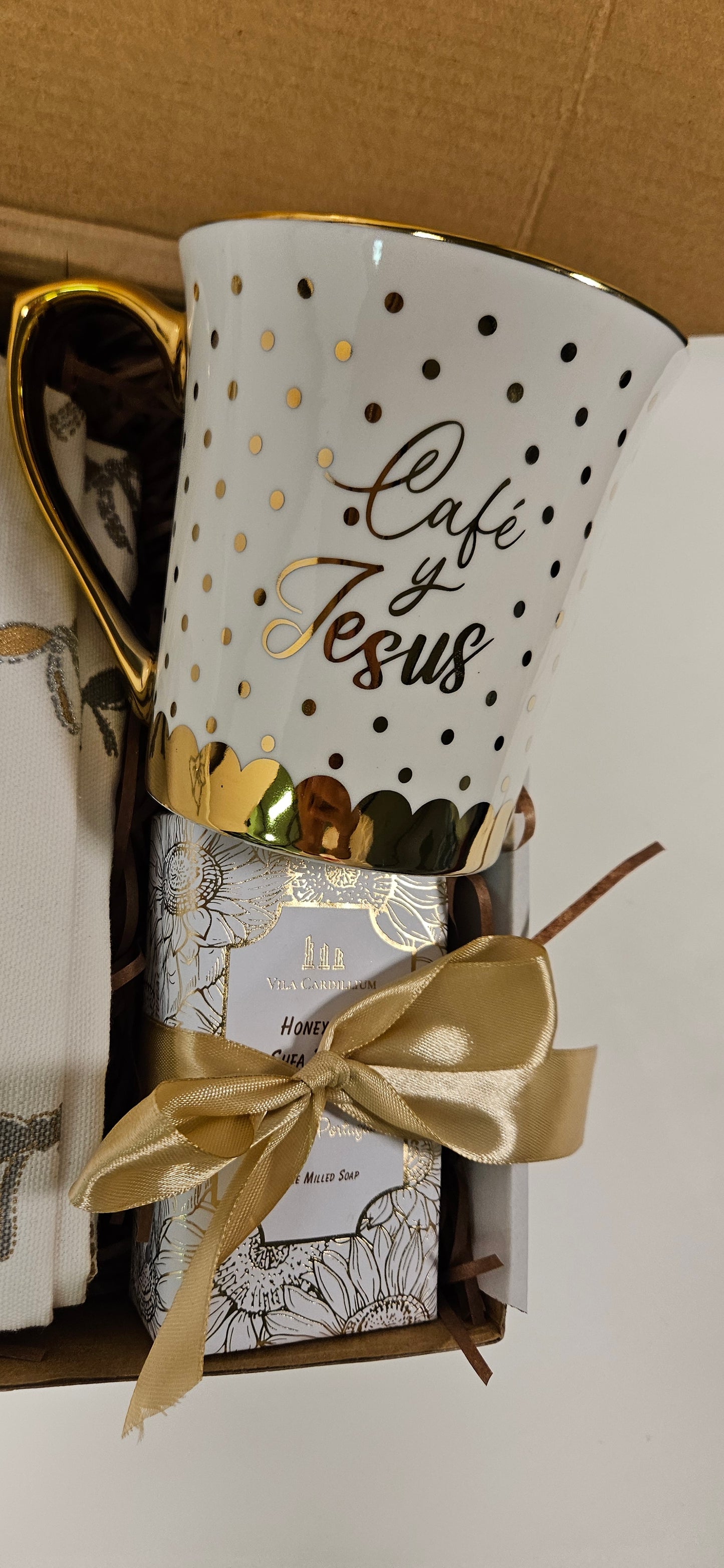 Giftbox "Taza+ bolso de tela para personalizar +Jabón