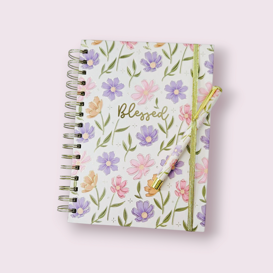 Agenda floreada  "Blessed " incluye lapicero