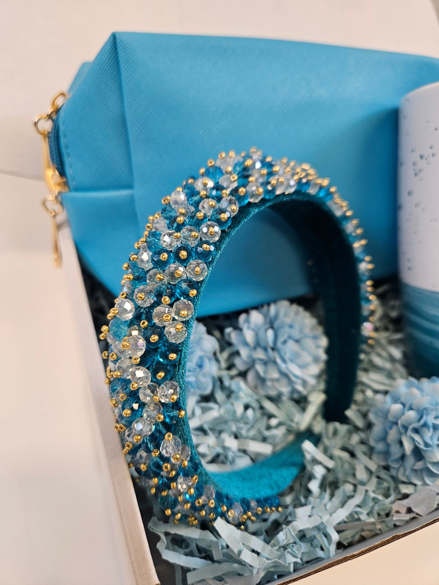 Giftbox de 3 artículos (Taza+ Diadema+bolsa grande de cosméticos para personalizar con nombre)