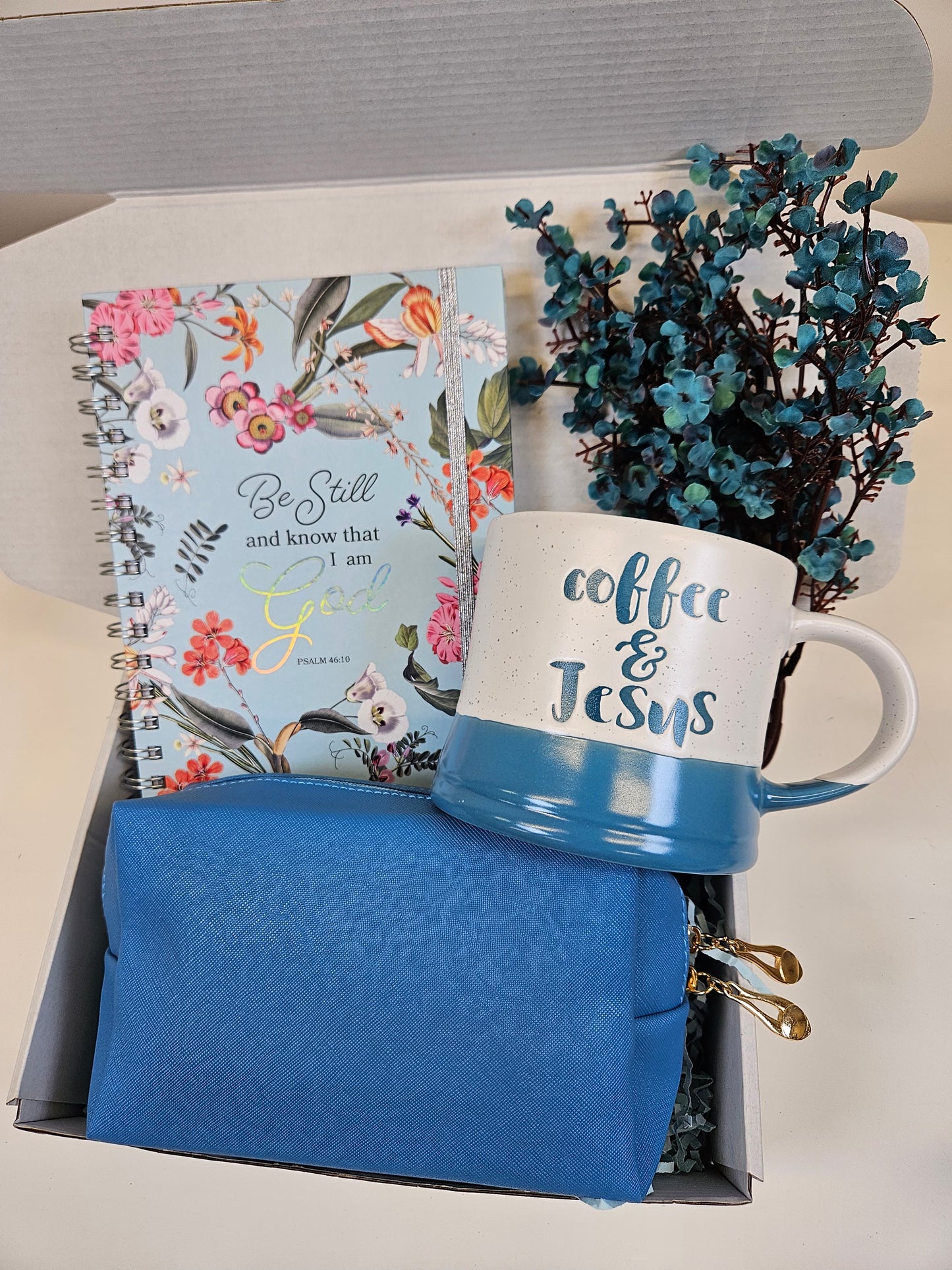 Giftbox "Libreta +taza grande +bolsa de cosméticos para personalizar"